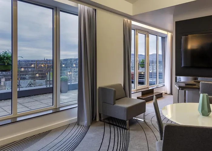 Novotel Edinburgh Centre